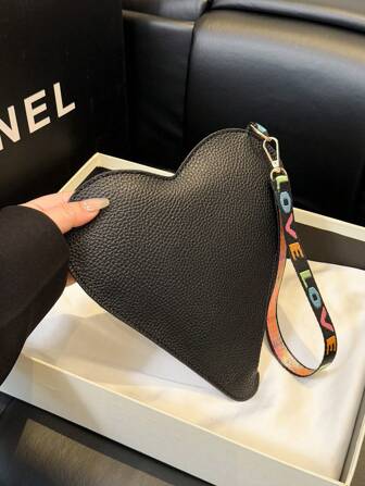 Hoor New York Cute Women's Heart Shaped Bag - Everyday wear | Light & Spacious